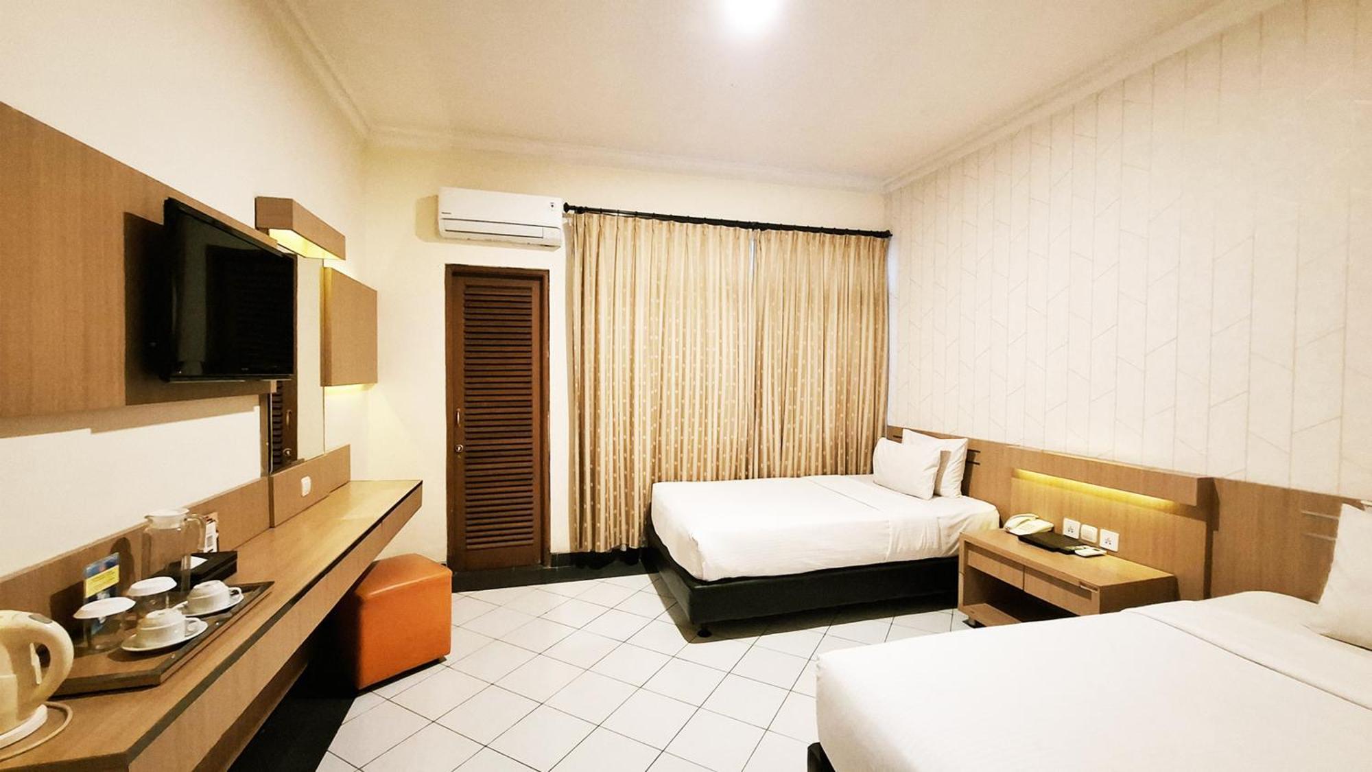 Mmugm Hotel Pakualaman Exterior foto